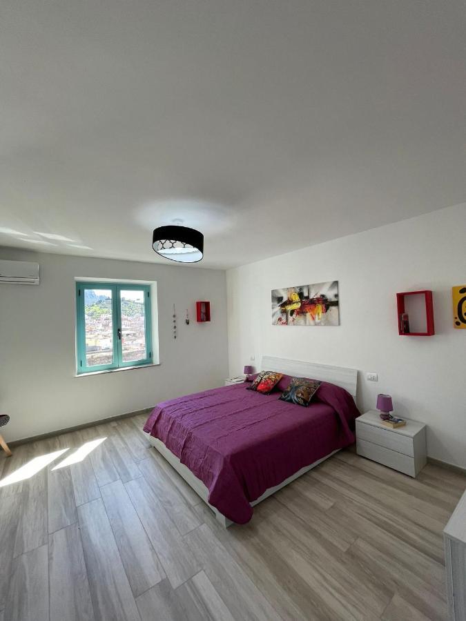 Casa Vacanze Sa Piazza Apartment Dorgali Exterior foto